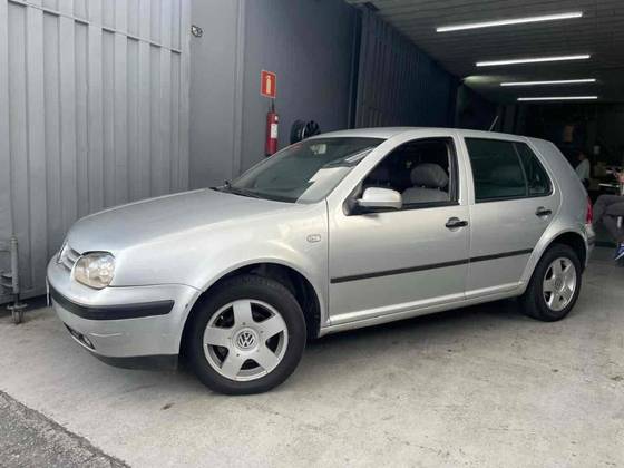 VOLKSWAGEN GOLF 1.6 MI 8V GASOLINA 4P MANUAL
